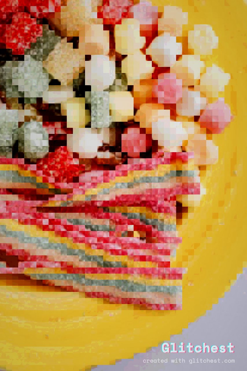Pixel Art glitch effect applied to a photo in Glitchest