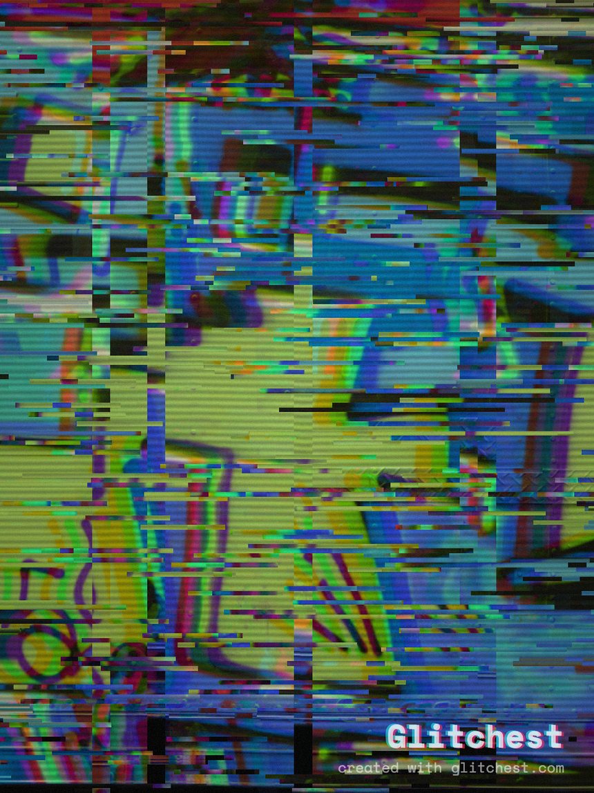The Y2K glitch look applied to a photo in Glitchest